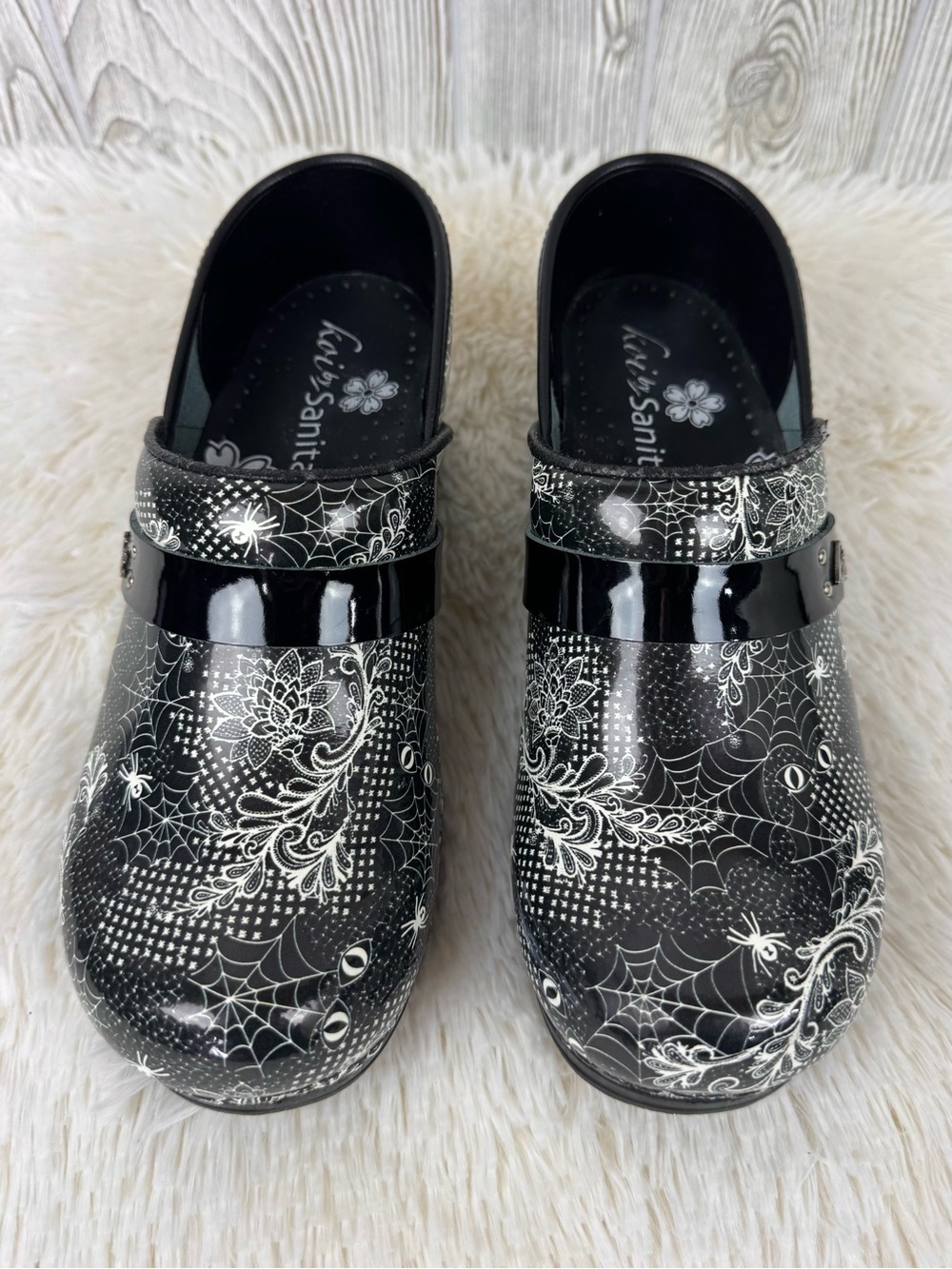 Sanita Koi Black Halloween Clogs 7 Spooky Spiderweb Cat Eyes Spider 38 Goth Punk - Picture 3 of 10